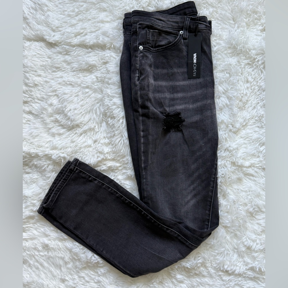 👖2/40 Jeans | Fashion Nova |Stretch Skinny Jeans - Black Wash